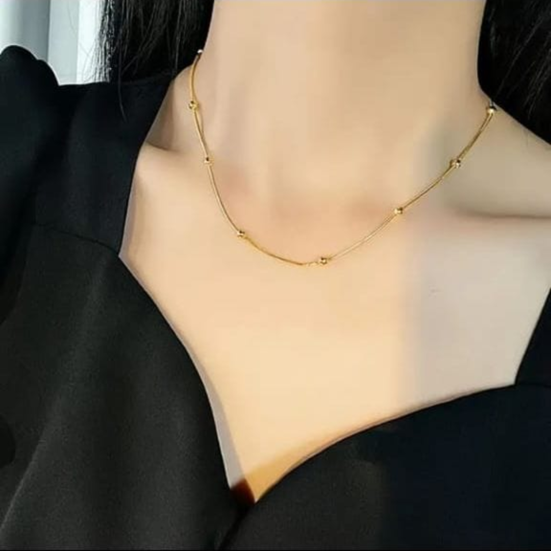 Cadena de acero inoxidable chapado en oro 18 k minimalista.