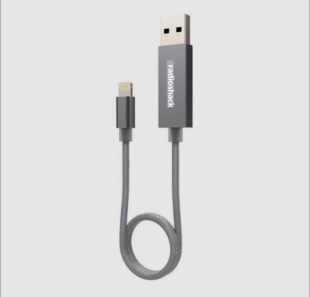 Cable USB iPhone 
Micro SD storage slot radioshack