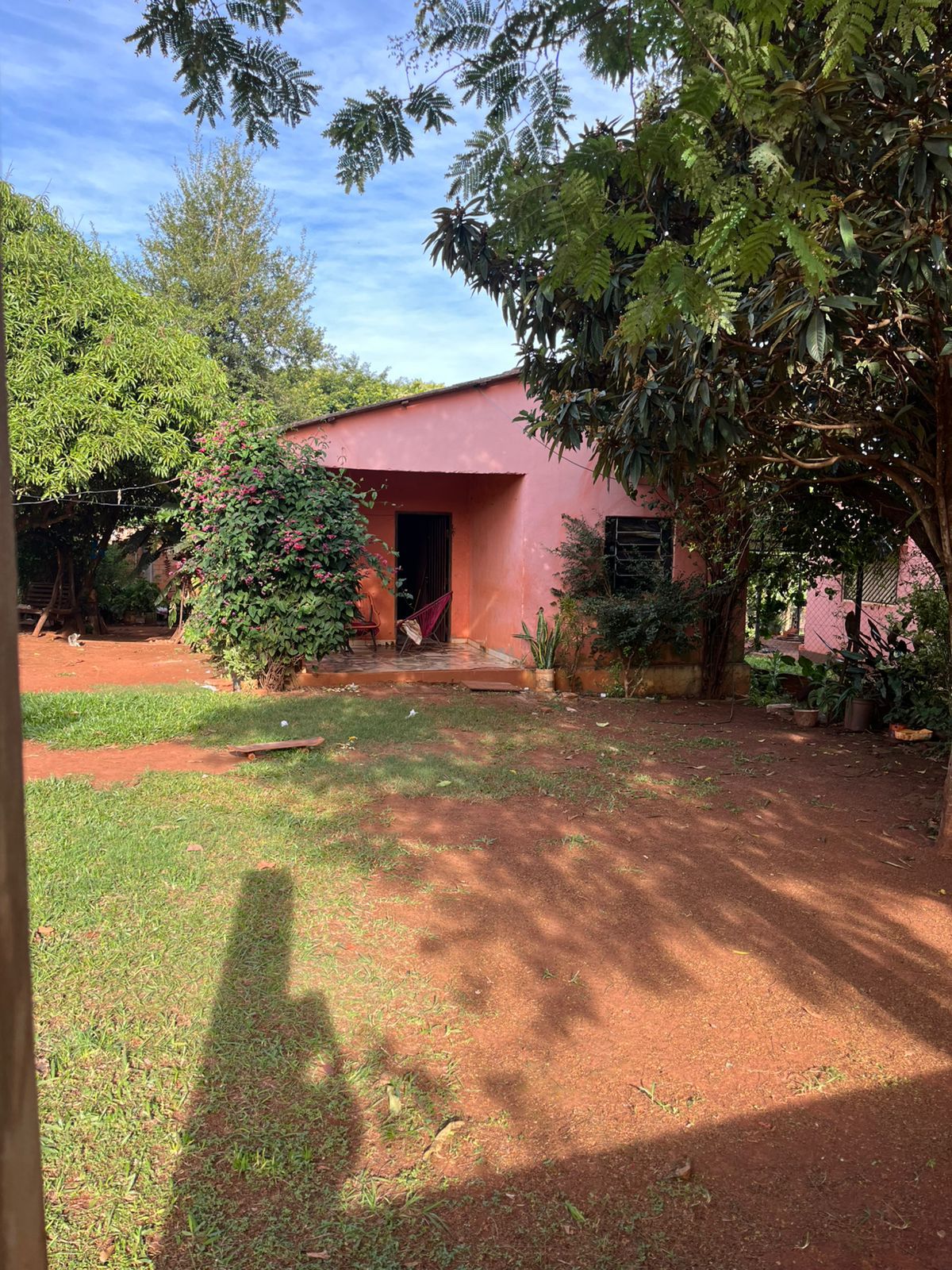EN VENTA TERRENO CON CASA EN LA CIUDAD DE PTE FRANCO DEPARTAMENTO ALTO PARANA
