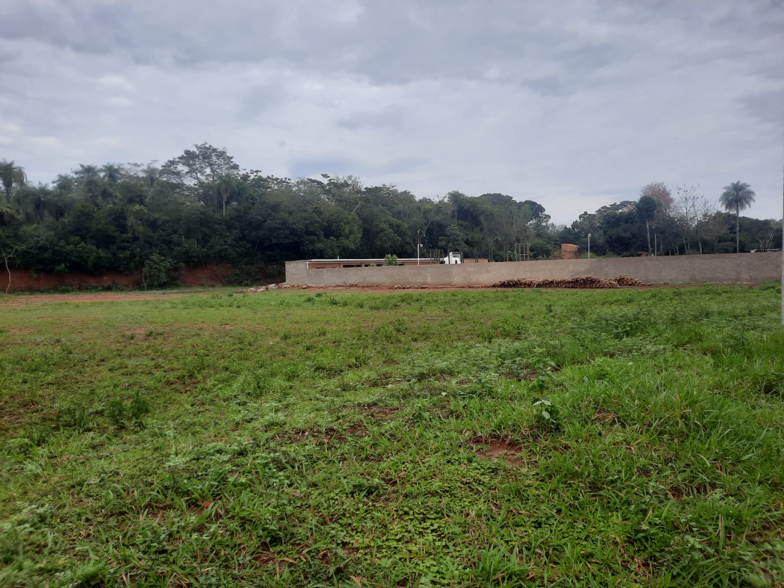 Vendo lotes a cuotas corridas en itaugua km 34
