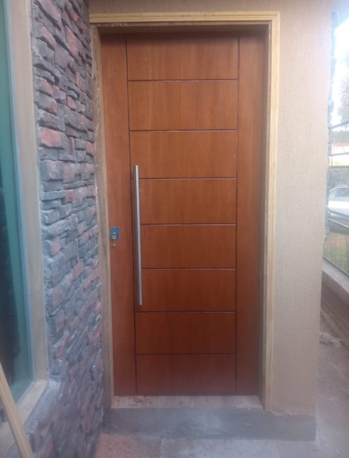 PUERTA PRINCIPAL REFORZADO