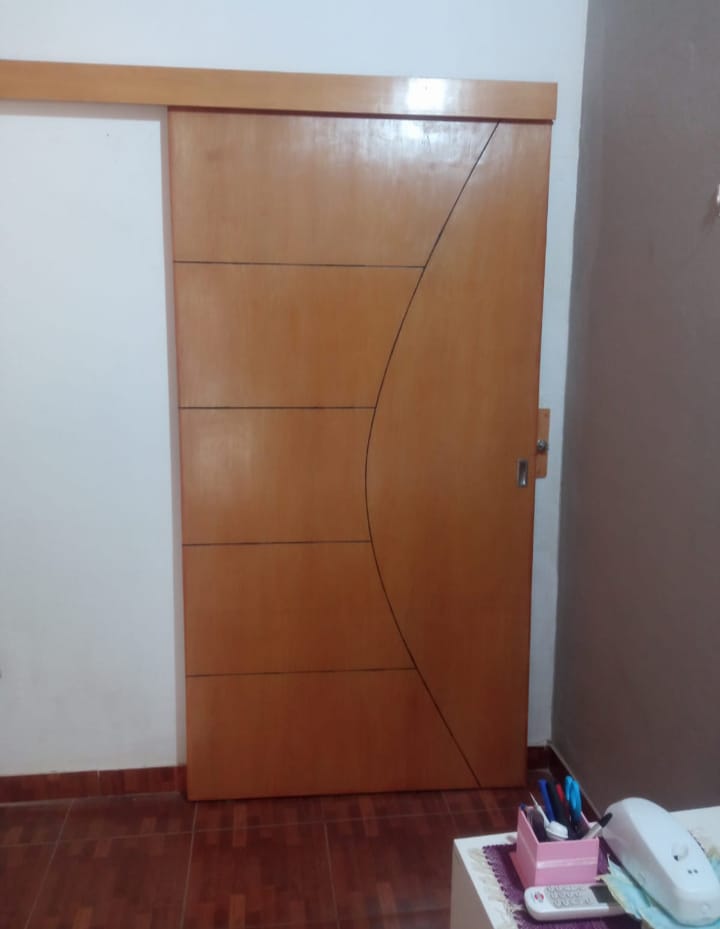 PUERTA  PLACA CORREDIZA