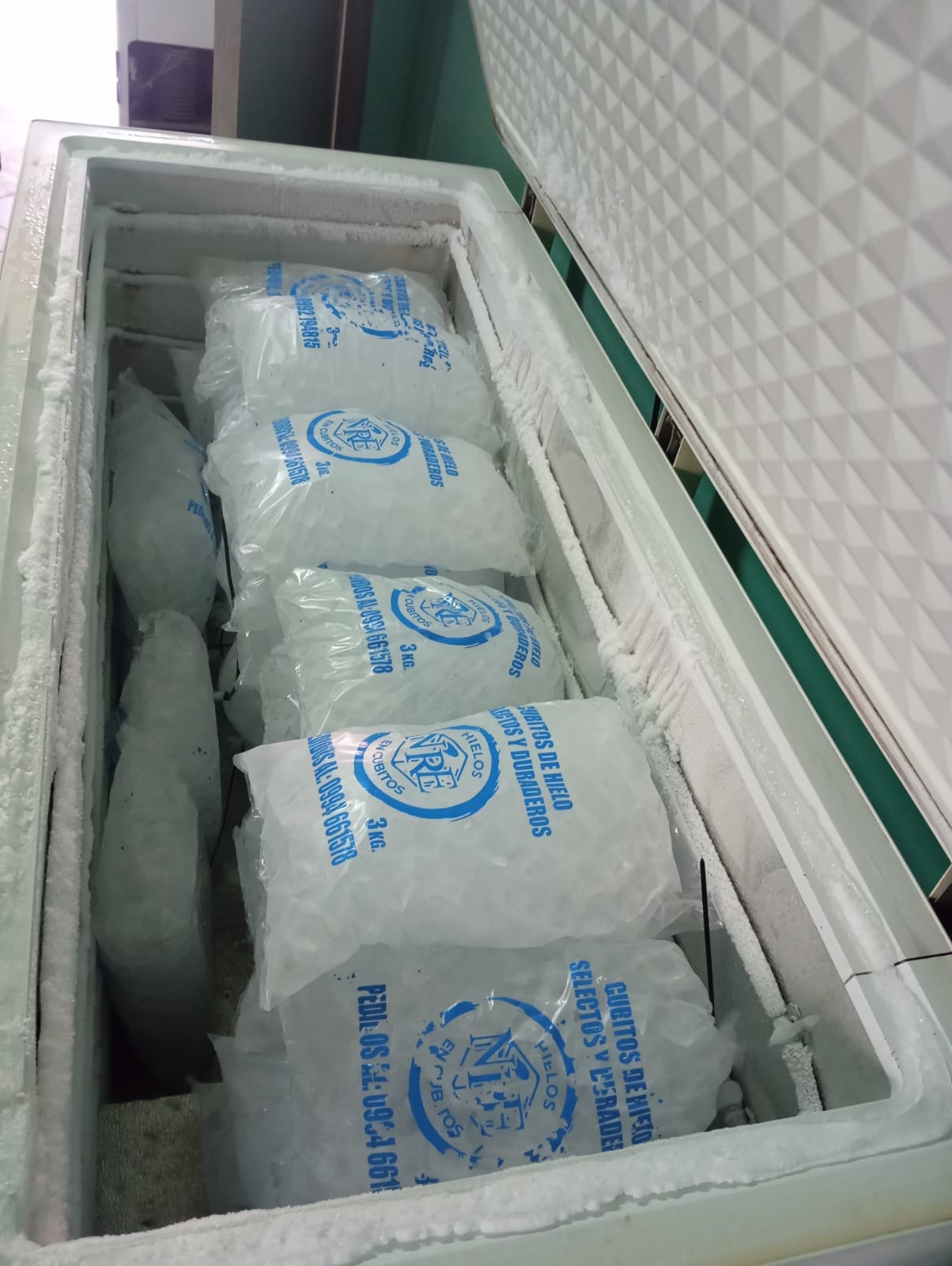 🧊 Hielo en Cubitos NRE – 3 kg