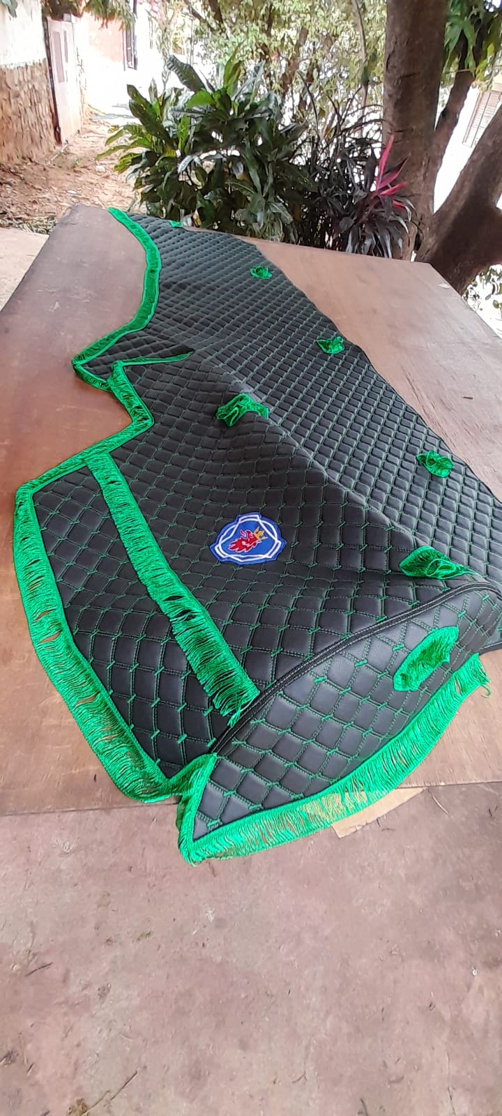 Cubre tablero de cuerina costulado