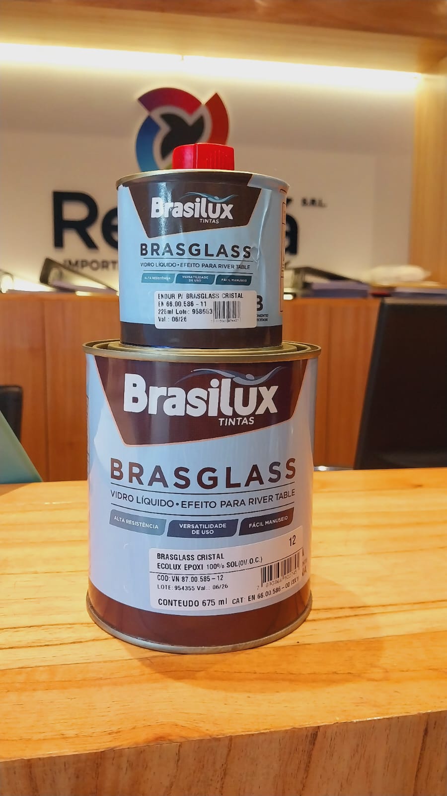 Brasglass- Vidrio Líquido Efeito para River Table.