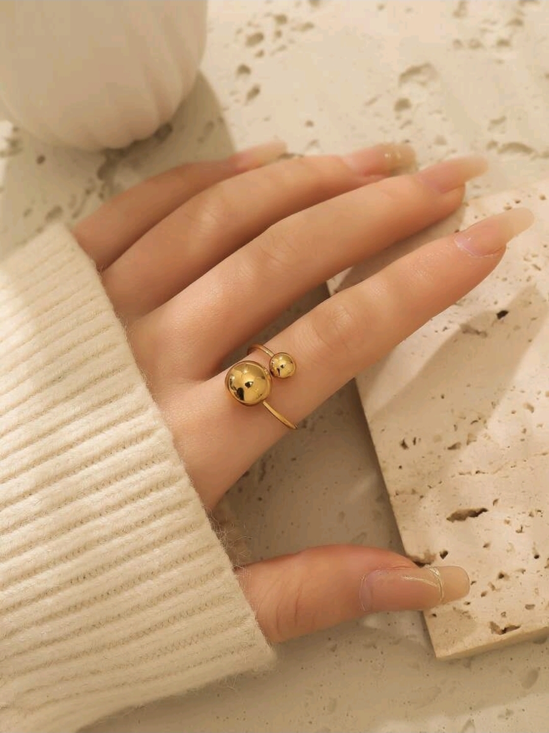 Anillos ajustables.