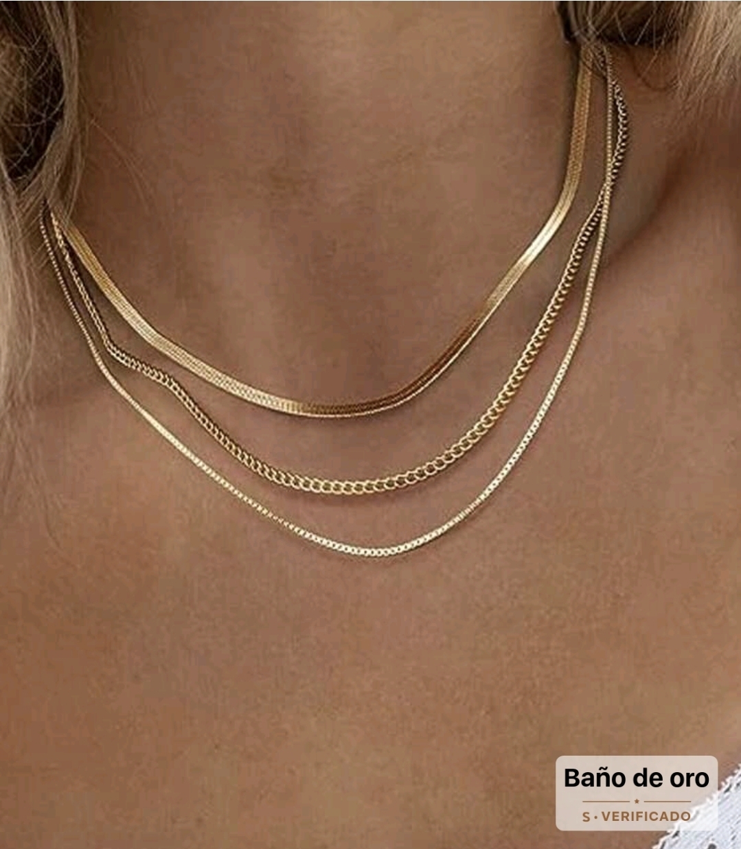 Set de tres cadenas de acero inoxidable.