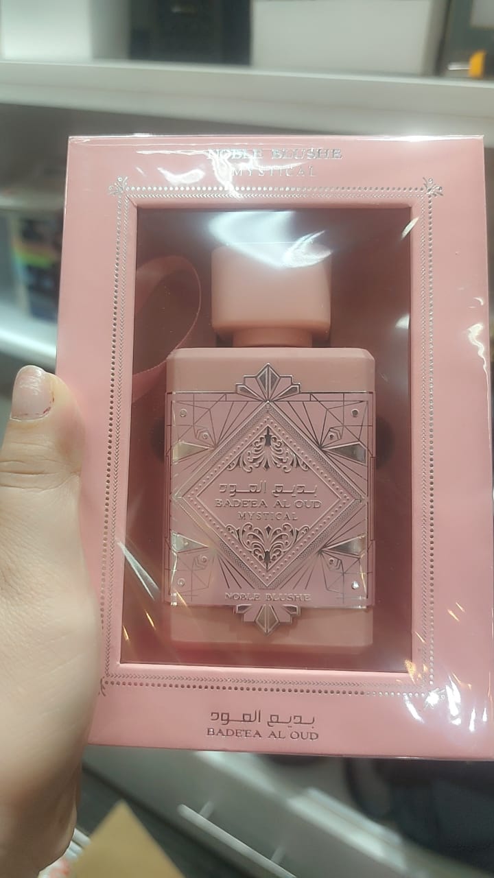 Perfume árabe perfecta para el día a día 
Aroma delicado 🌺✨