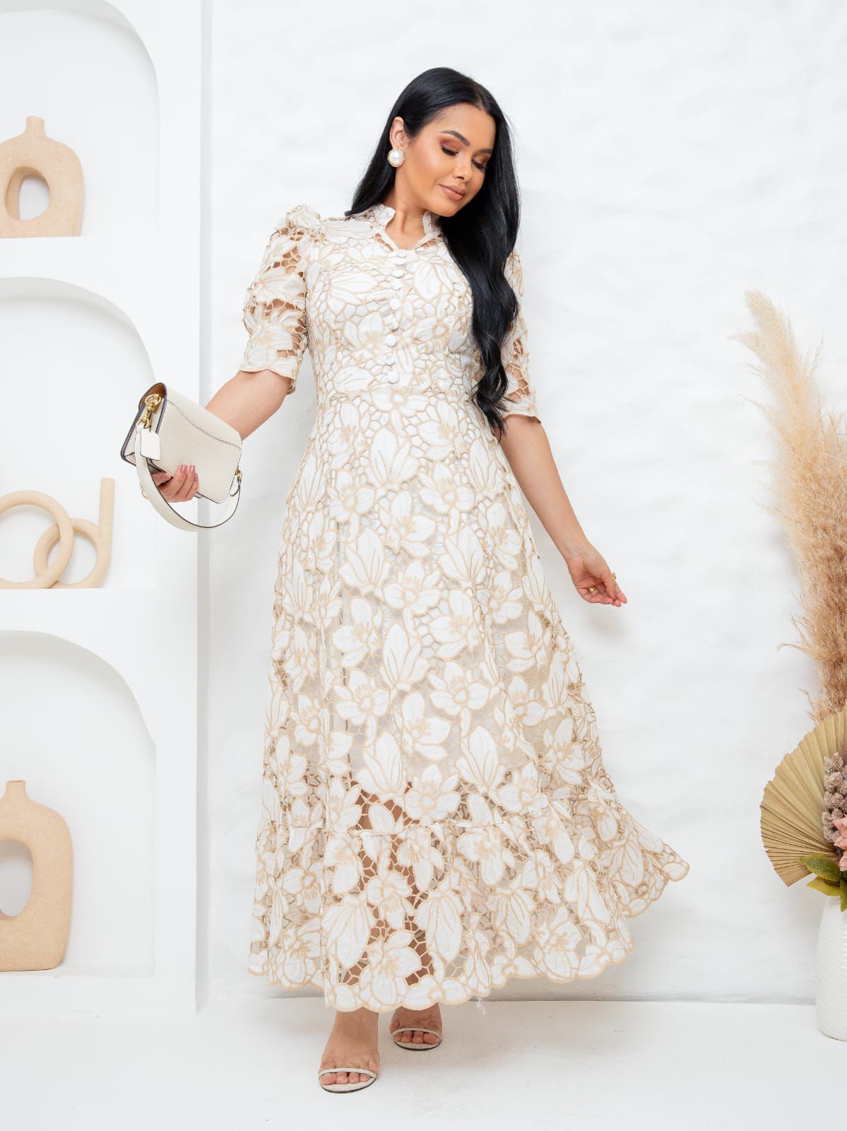 ✨ Vestido Social de Encaje Elegante en Beige ✨