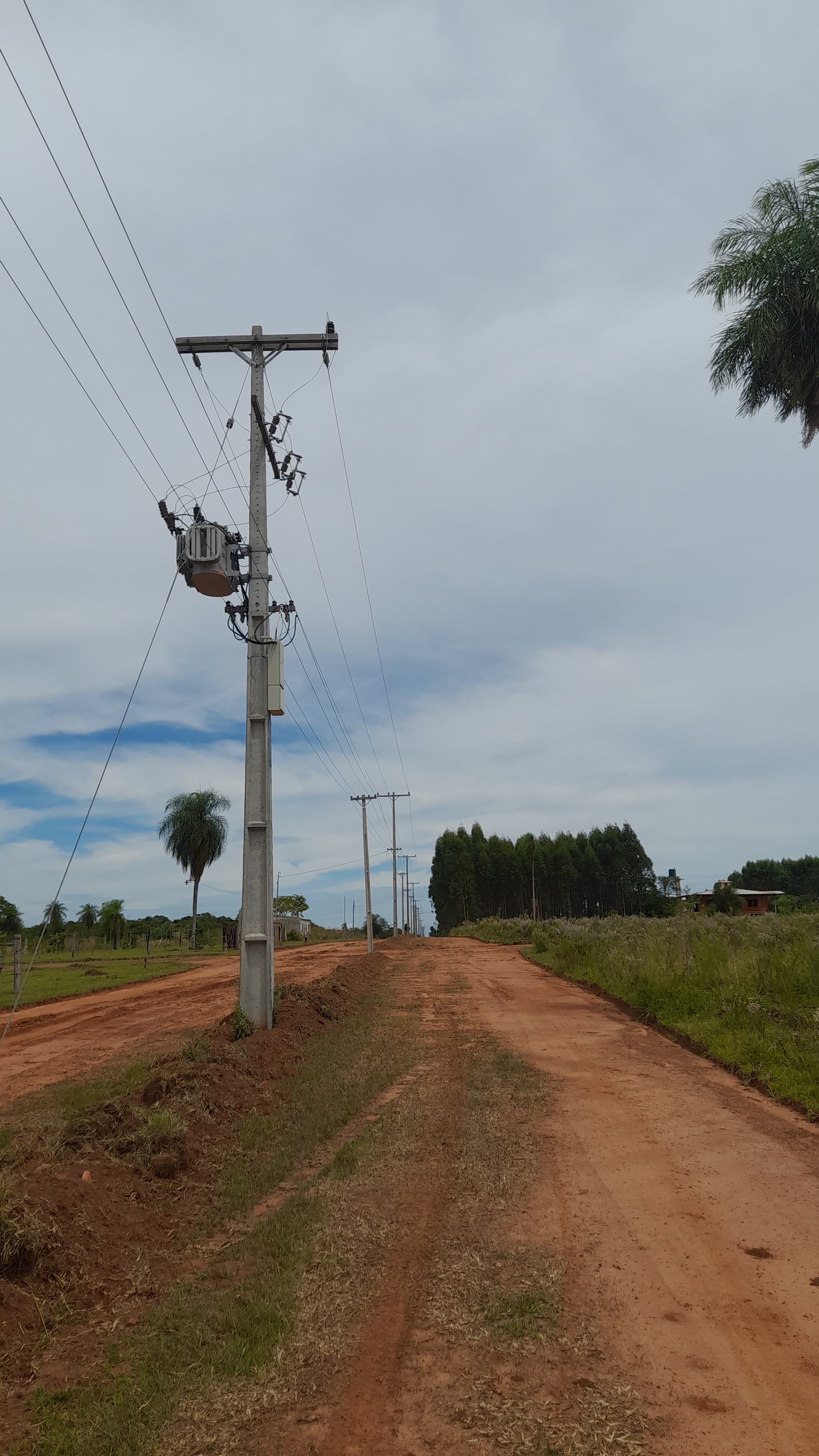 TÍTULO:
LOTEAMIENTO EN RUTA 08 – LEMOS 📍