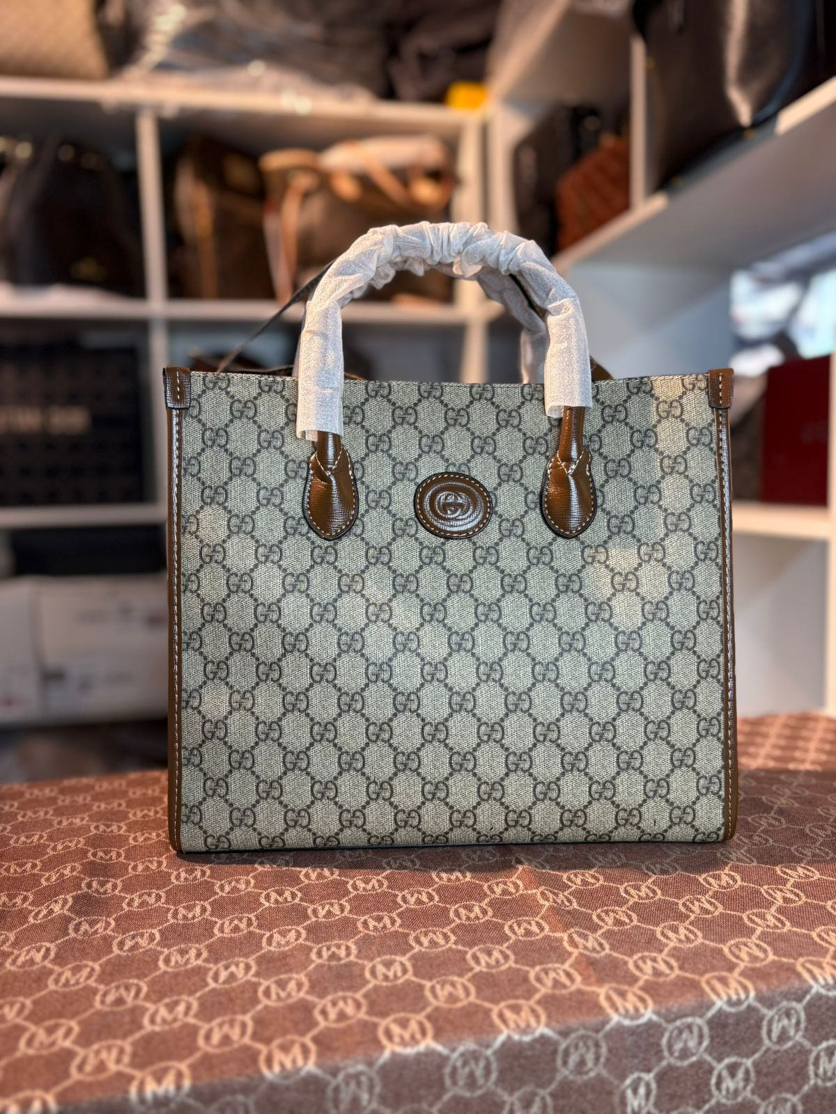 Bolso Tote Gucci GG Canvas