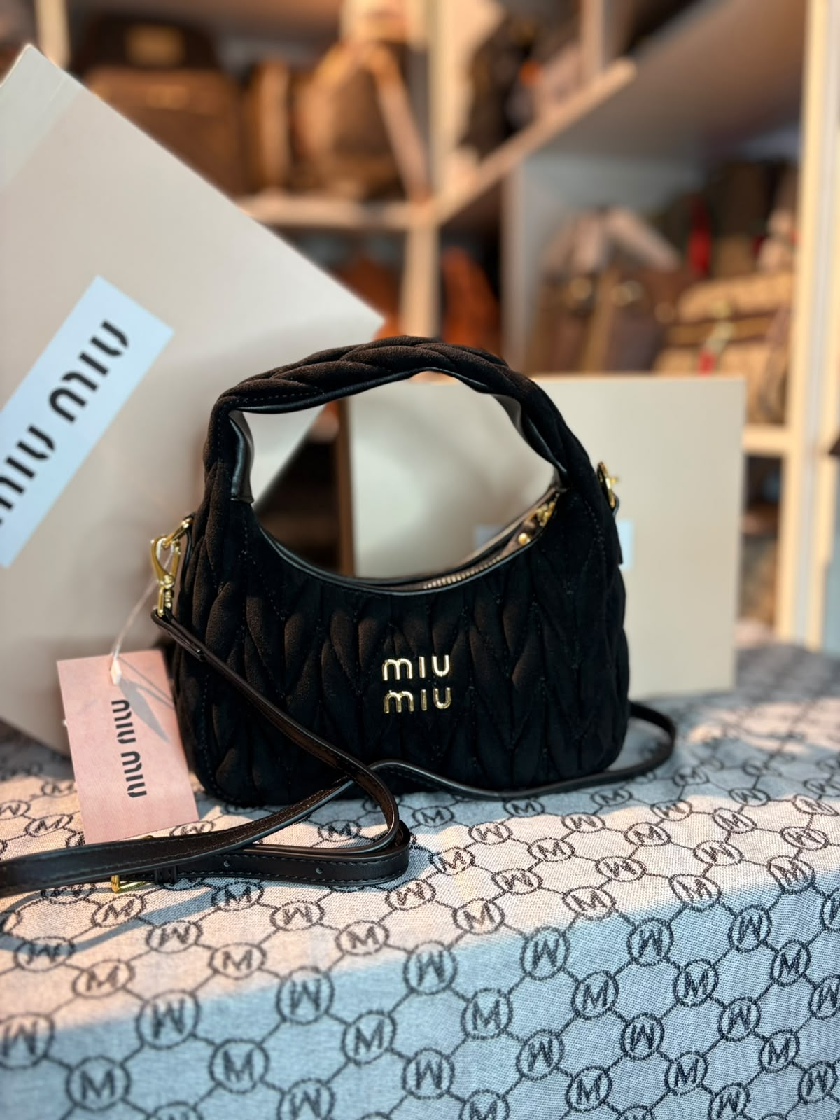 Bolso Miu Miu Matelassé Negro